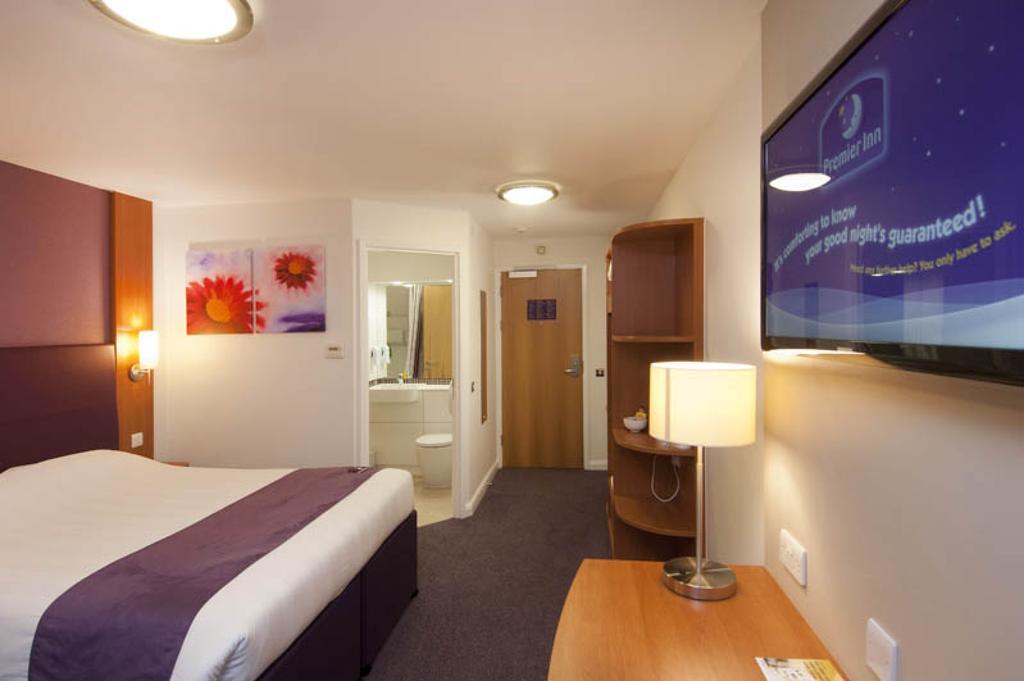 Premier Inn Birmingham City - Waterloo St Eksteriør billede