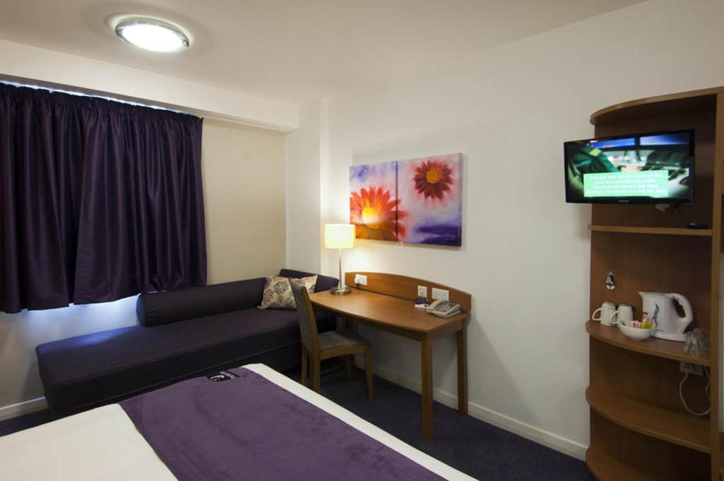 Premier Inn Birmingham City - Waterloo St Eksteriør billede