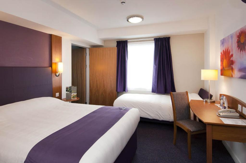 Premier Inn Birmingham City - Waterloo St Værelse billede